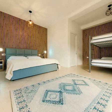 Bujtina Lumo & Pool Villa Permet Luaran gambar